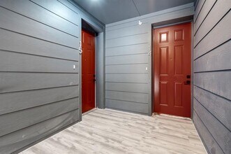 948 Corinth St in Dallas, TX - Foto de edificio - Building Photo