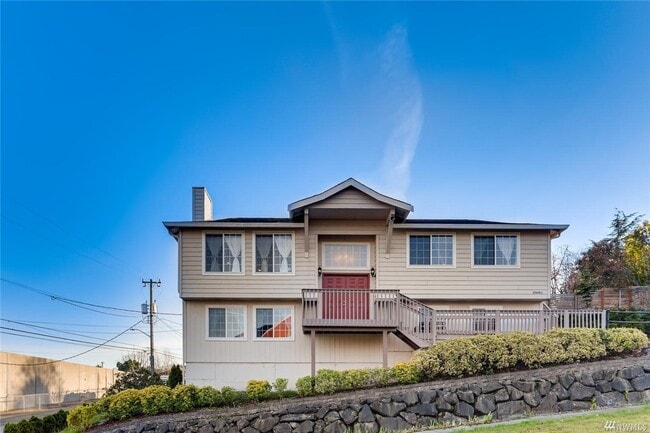 property at 2001 20th Ave S