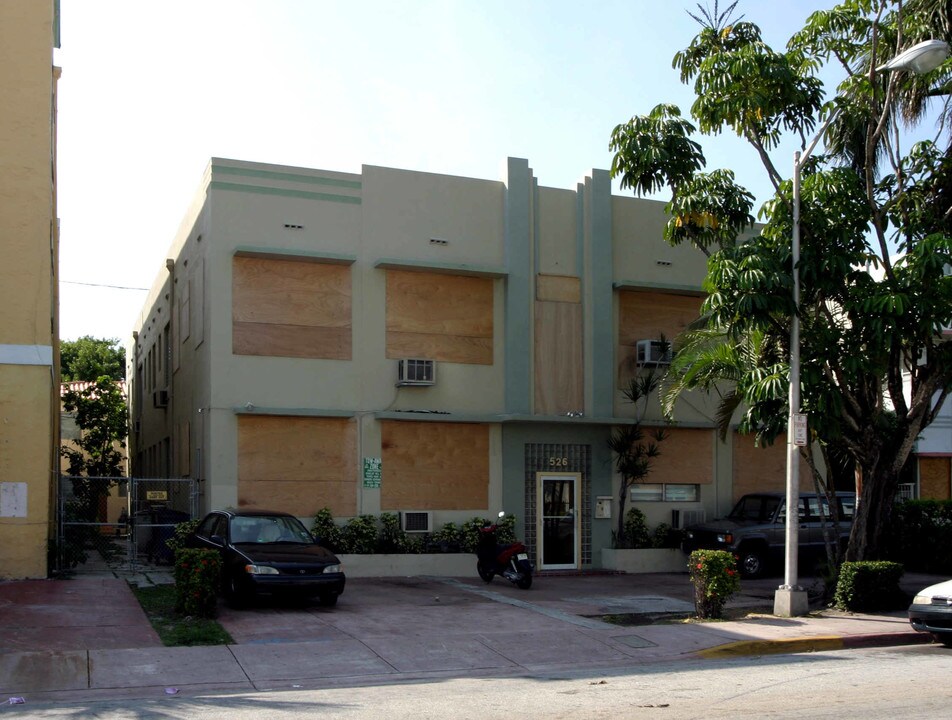 526 15th St in Miami Beach, FL - Building Photo
