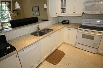 70 English Ivyway in Toronto, ON - Building Photo - Building Photo