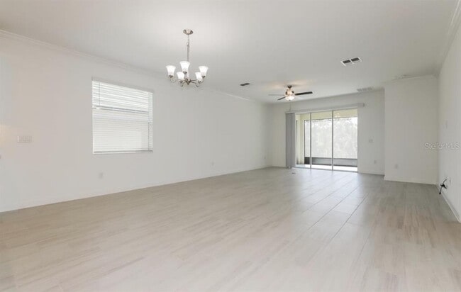 1250 Spinnaker Dr in Lakeland, FL - Building Photo - Building Photo