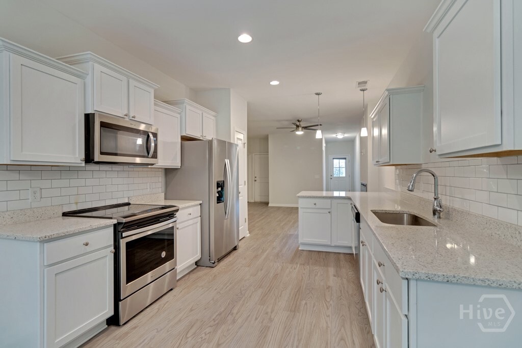 146 Bellasera Wy in Richmond Hill, GA - Building Photo