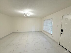 1921 S 8th St in McAllen, TX - Building Photo - Building Photo