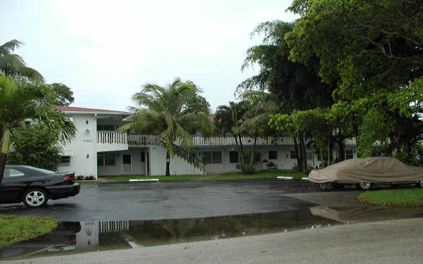 600 NE 7th Ave in Fort Lauderdale, FL - Foto de edificio - Building Photo
