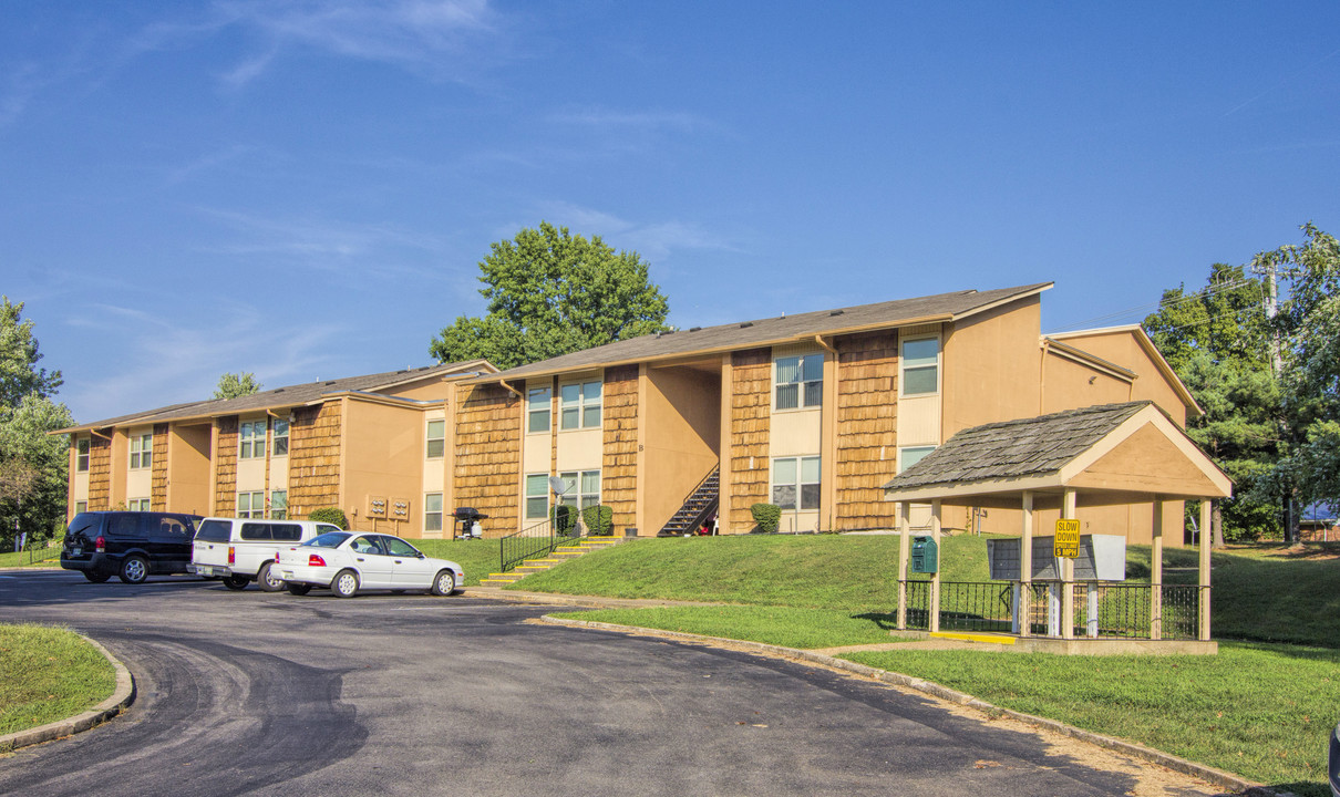 High House Village in Dickson, TN - Foto de edificio