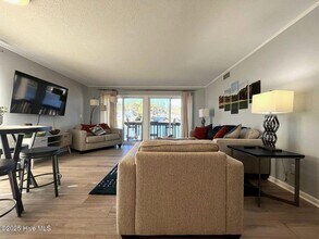 250 Sugar Gum Ln, Unit 104 in Pinehurst, NC - Foto de edificio - Building Photo