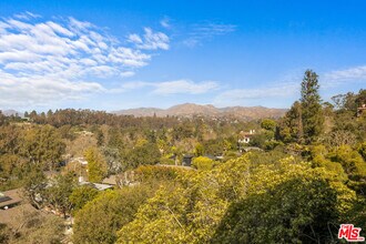 35 Haldeman Rd in Santa Monica, CA - Building Photo - Building Photo