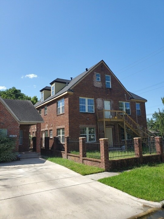 2602 Isabella St in Houston, TX - Foto de edificio