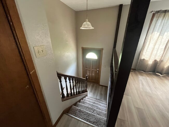 723 S College St, Unit 723 in Sioux City, IA - Building Photo - Building Photo
