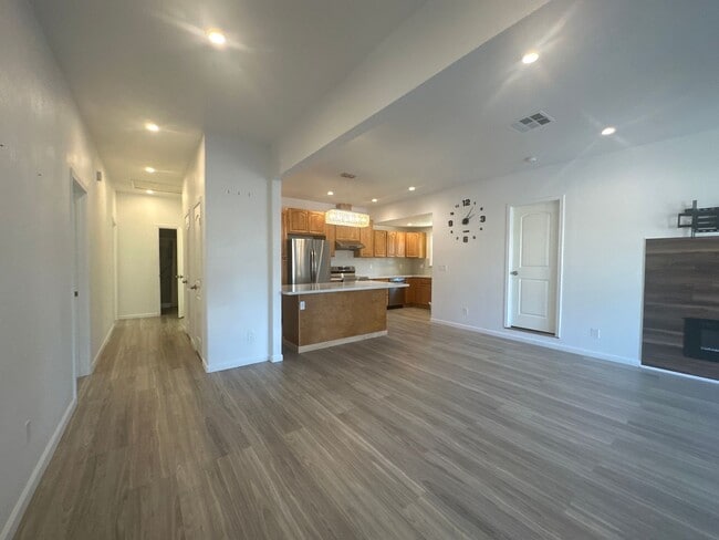 1606 E San Fernando St in San Jose, CA - Building Photo - Building Photo