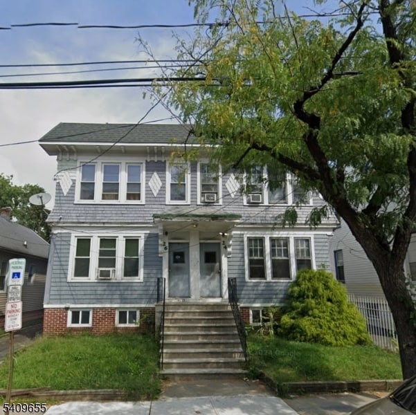 property at 24 Welland Ave