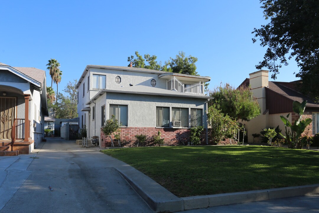 1231 E Lexington Dr in Glendale, CA - Building Photo