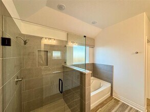 703 Moseley Ln in Greenville, TX - Building Photo - Building Photo