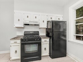 48 Tibbetts Rd in Yonkers, NY - Building Photo - Building Photo