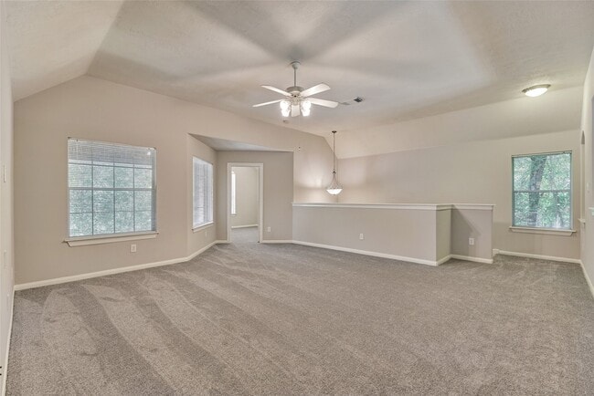 property at 7 Raindance Ct