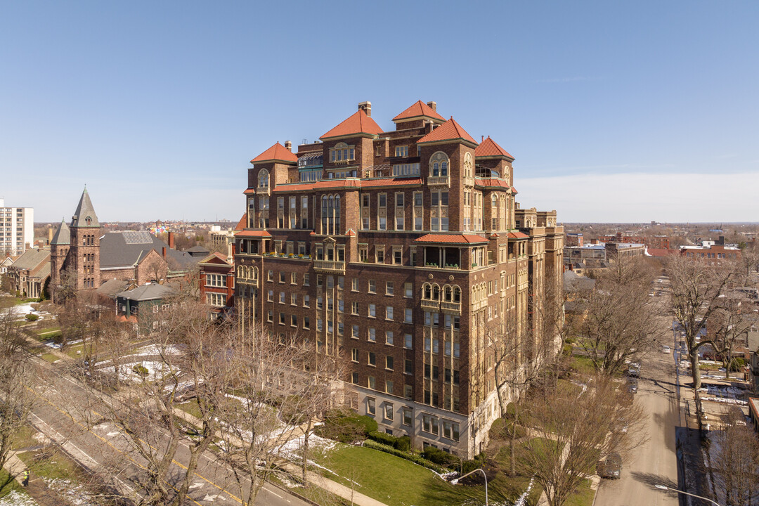 Campanile Apartments in Buffalo, NY - Building Photo