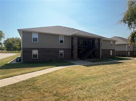 115 Sadie Ln in Centerton, AR - Building Photo