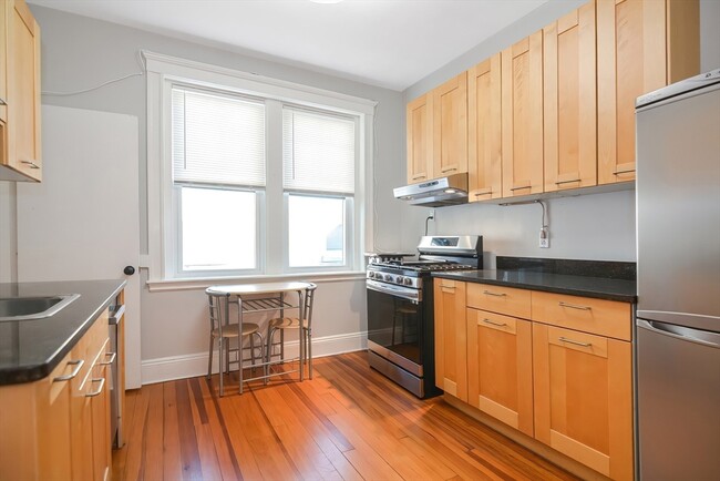 91 Bynner St, Unit 9 in Boston, MA - Building Photo - Building Photo