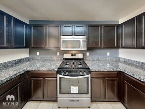 783 W Flaming Arrow Dr in Green Valley, AZ - Building Photo - Building Photo
