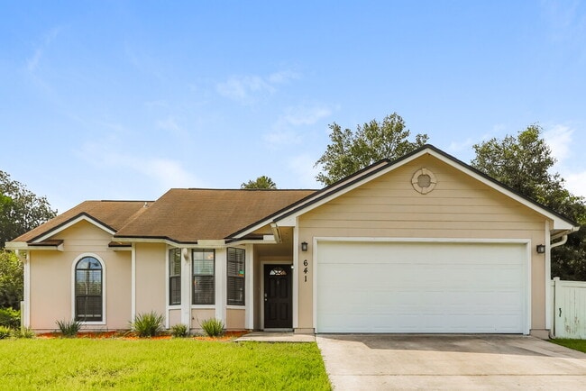 property at 641 Charles Pinckney St