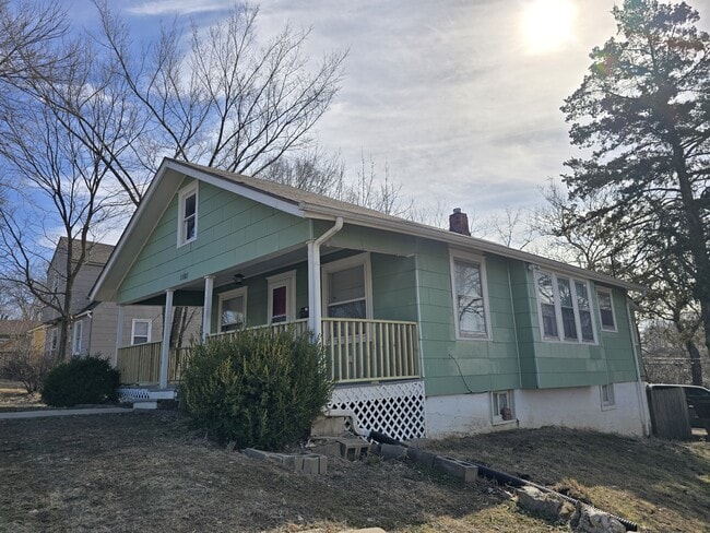 11401 E 9th St S in Independence, MO - Building Photo - Building Photo