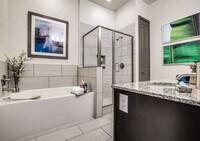 Arlo Memorial photo'