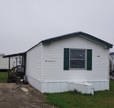 30 Buckskin Ln in Rayne, LA - Building Photo - Building Photo