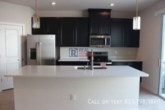 20295 Lou Angela Ln in Lutz, FL - Building Photo - Building Photo