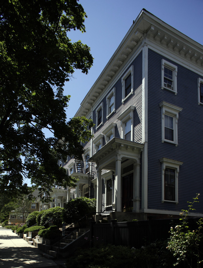 Apartment 5 in Providence, RI - Foto de edificio - Building Photo