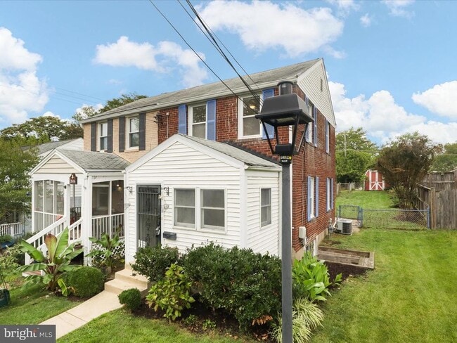 property at 2614 Jefferson Dr