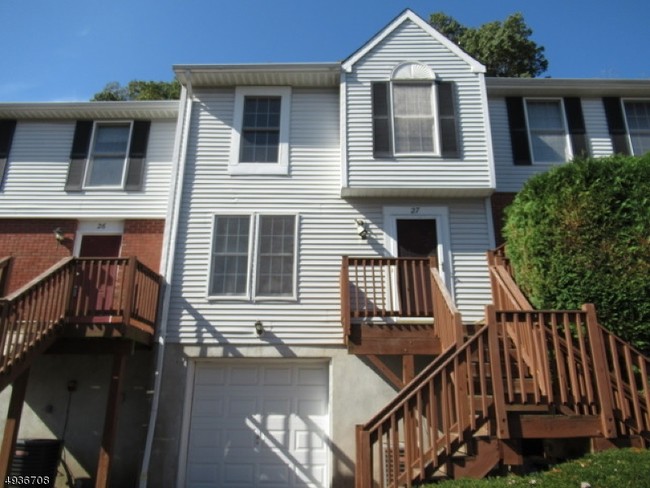 27 Cambridge E in Oxford, NJ - Building Photo - Building Photo