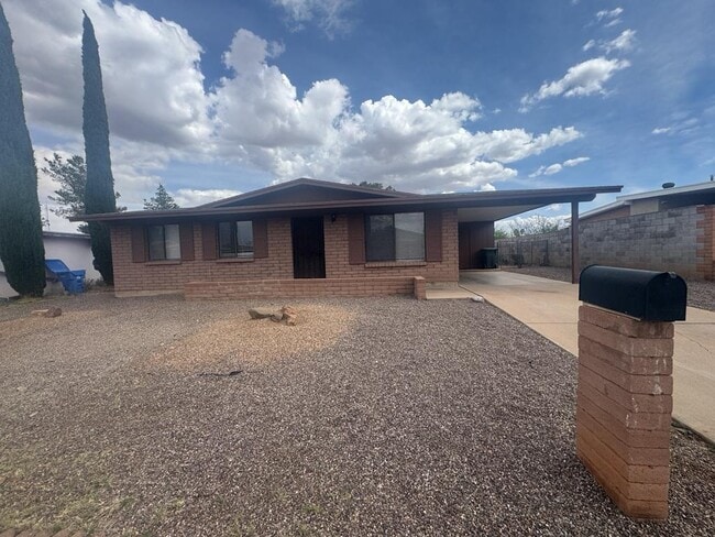 property at 5056 E Evergreen Dr