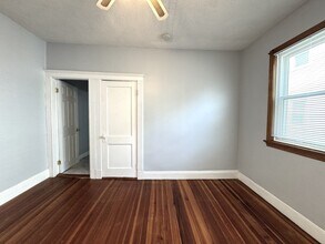 28 Frederick Ave, Unit 1 in Medford, MA - Building Photo - Building Photo