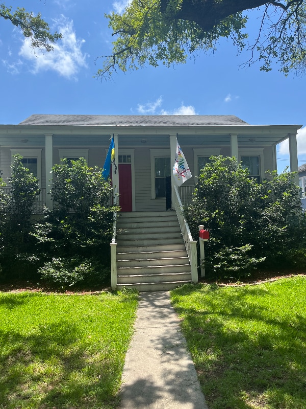 property at 3514 Louisiana Ave Pkwy