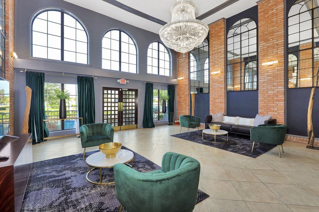 Bel Air in Mobile, AL - Building Photo