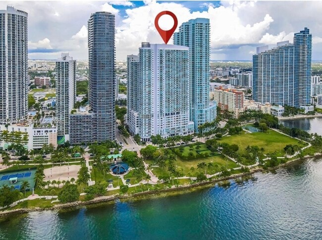 property at 1800 N Bayshore Dr