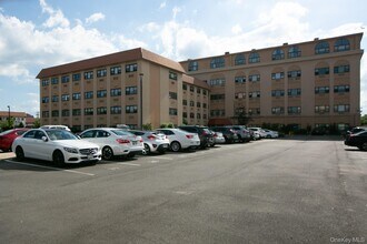 185 W Park Ave in Long Beach, NY - Building Photo - Building Photo