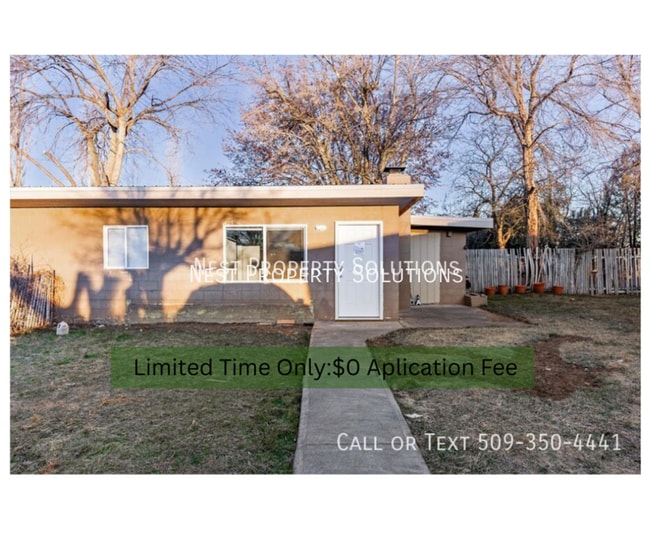 property at 4460 Circle Pl NE