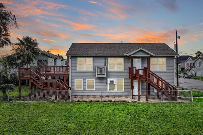 1029 62nd St in Galveston, TX - Building Photo - Building Photo