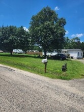 9575 Glass Rd in Hayes, VA - Building Photo - Building Photo
