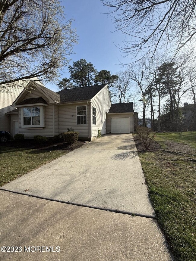 property at 12 Timberline Dr