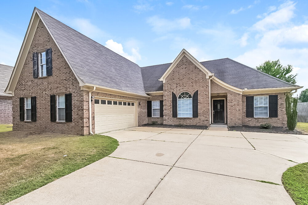 5894 Keebler Dr in Southaven, MS - Building Photo