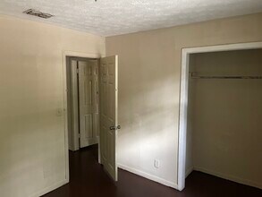 5350 Dodge Rd in Jacksonville, FL - Building Photo - Building Photo