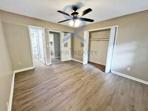 5341 Ridgemere Ct in Stone Mountain, GA - Building Photo - Building Photo