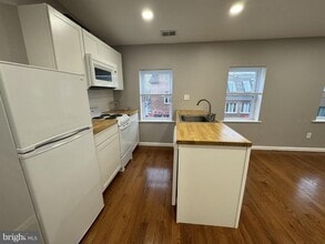 146 South St in Philadelphia, PA - Building Photo - Building Photo