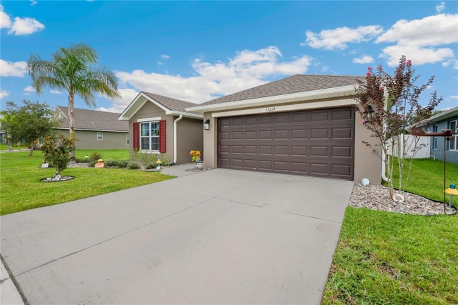 13019 Ogden Glade Rd in Dade City, FL - Building Photo - Building Photo