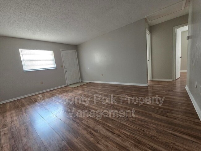 1422 Moonlite Dr in Lakeland, FL - Building Photo - Building Photo
