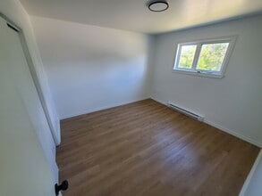 9 Connaught Ave in Moncton, NB - Building Photo - Building Photo