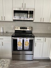 1611 E 18th Ave in Tampa, FL - Foto de edificio - Building Photo