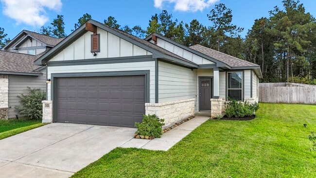 25207 Pomegranate Pl in Montgomery, TX - Building Photo - Building Photo